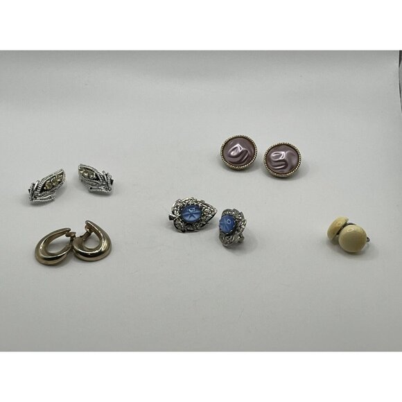 Exquisite Lot Of 5 Vintage Clip-On Earrings VERY PRETTY , SEE ALL - Picture 4 of 16